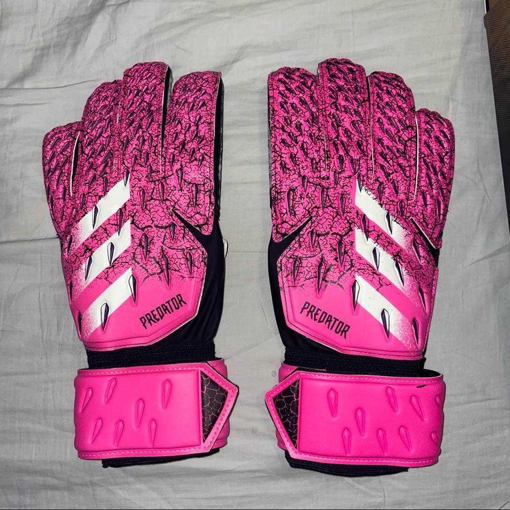⚽️Adidas Predator Goal Match Soccer Gloves⚽️